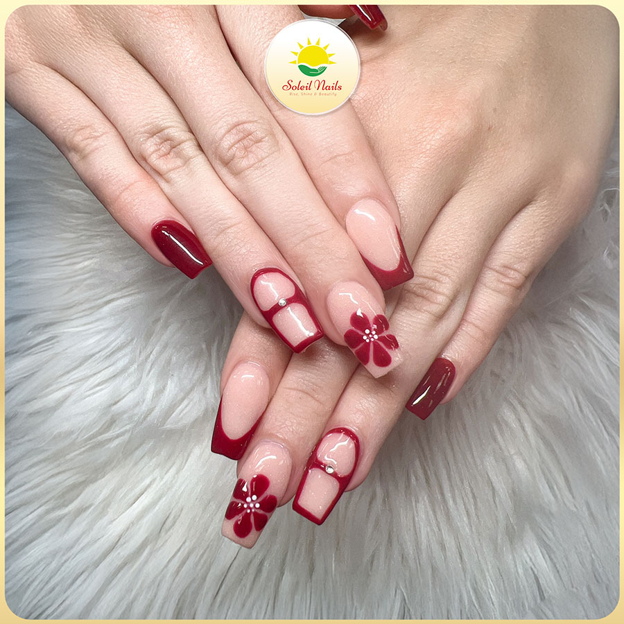 Soleil Nails